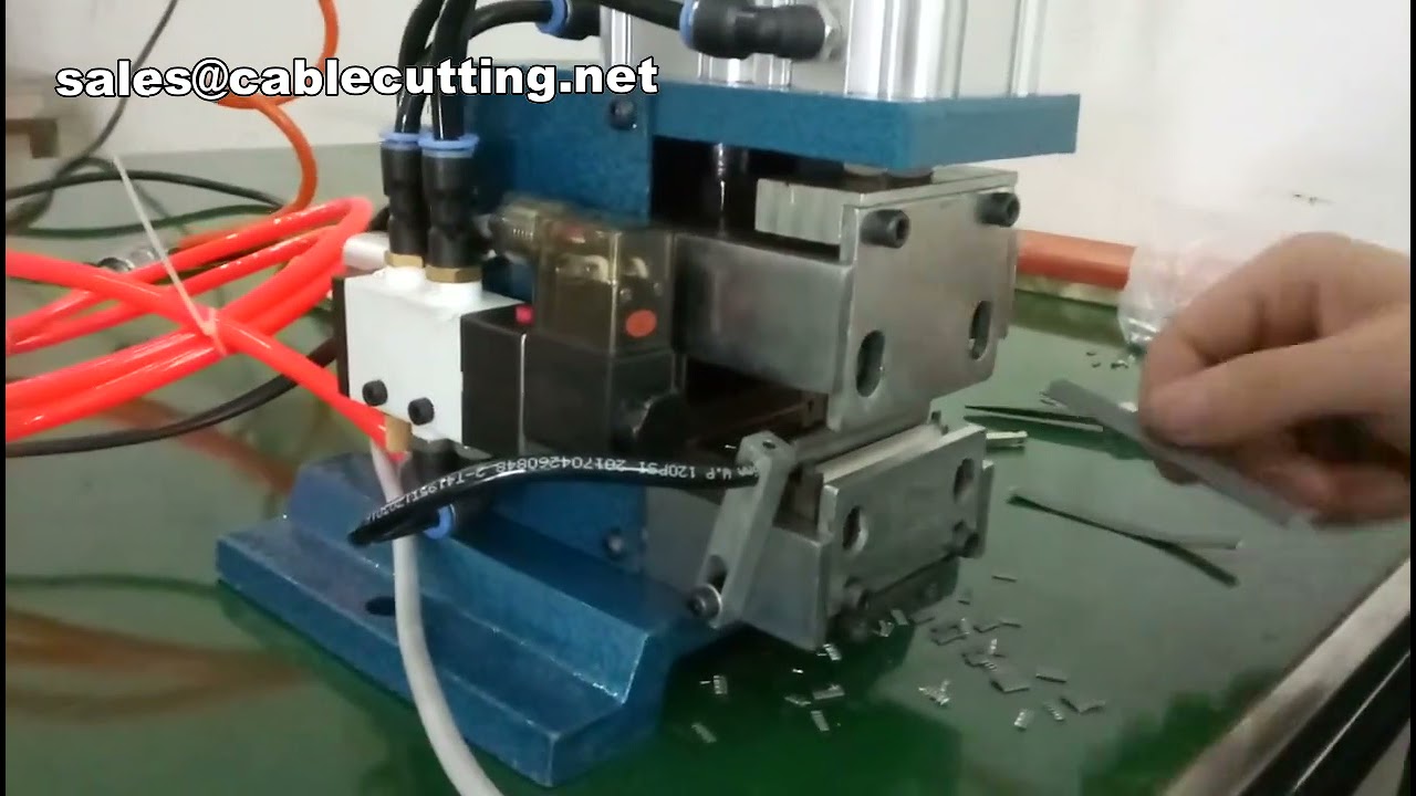 Wire cable stripping machine