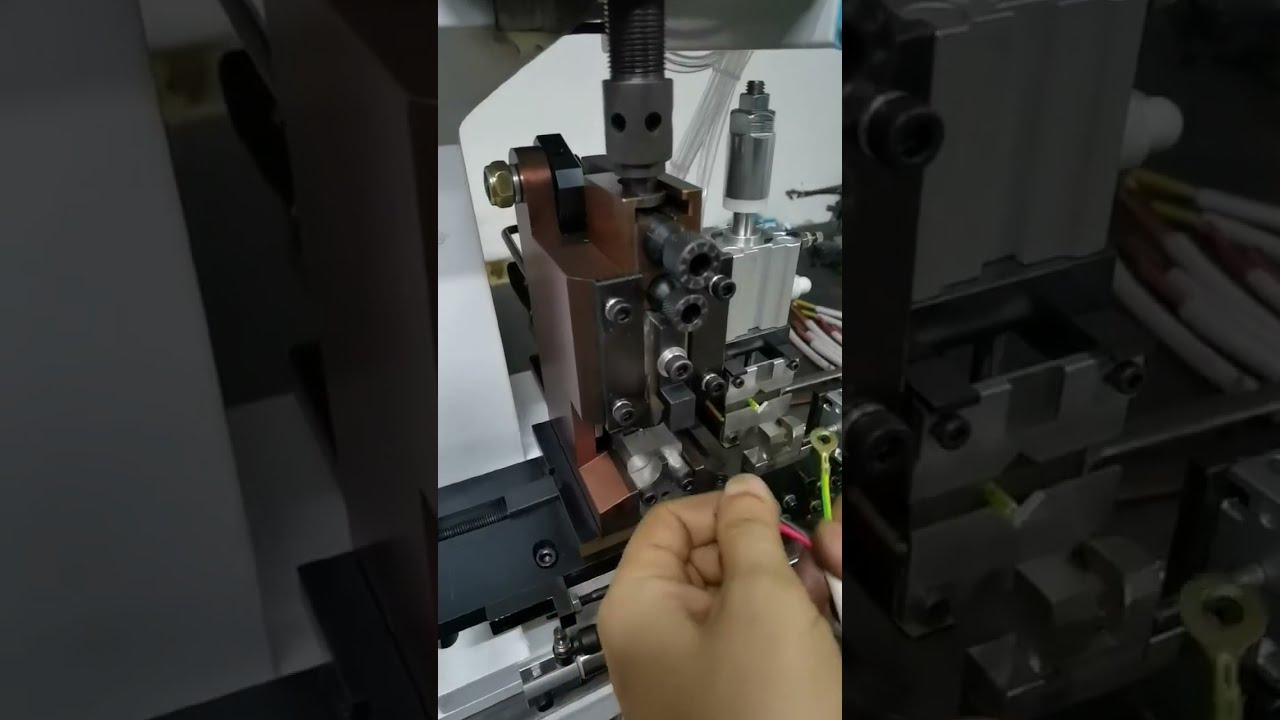 Straight Mold Type Continuous Strip Terminal Machine Stripping and Crimping #machine #factory