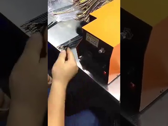 Cable Shield brush straight and twist machine WPM 03B